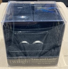 Twilight - Set di anelli in peltro fatti a mano "Leone e agnello" - misura 7 e misura 10 - *RARO*