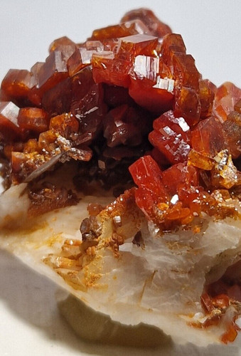 Minerale vanadinite barite - vanadinite,