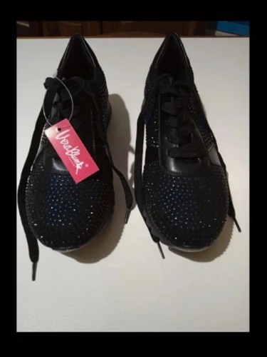 Scarpe basse nere con - , e
