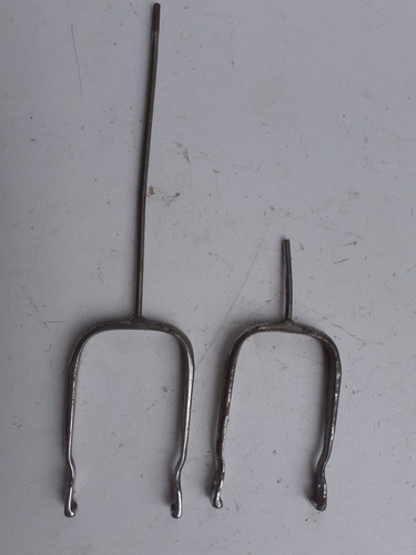 Coppia cavallotti freni - coppia,