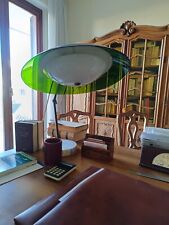 Lampada presidenziale da tavola base in metallo cappello in plastica stilux