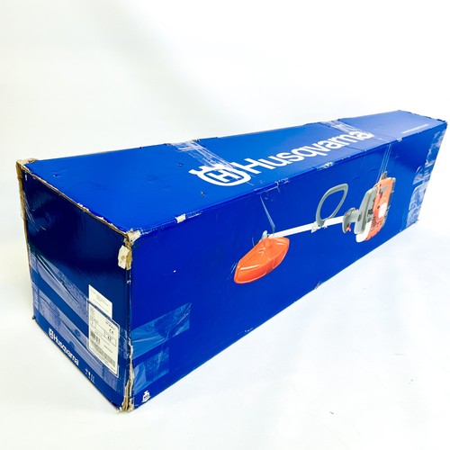 Husqvarna 122 600 - 122, w