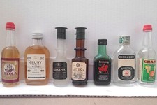 LOTTO 7 MIGNON VINTAGE grappe whisky liquori + 1 doppia omaggio - tutte in foto