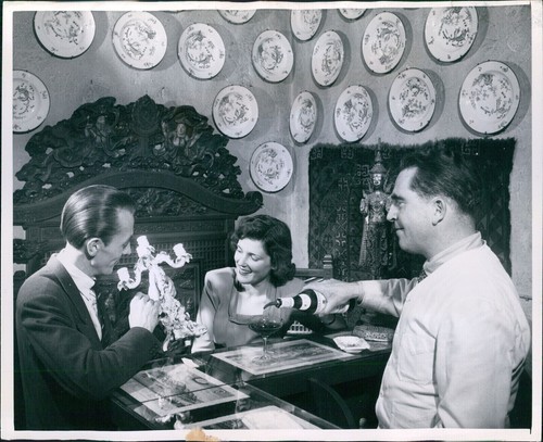 1952 foto bar - 1952,