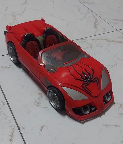 Macchina spiderman gioco