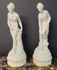 Coppia di statuine in porcellana biscuit- Firmate Volta- capodimonte , anni '70