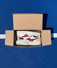 FIRMATO!!! Mizuno - Scarpa