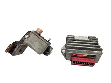 REGOLATORE DI TENSIONE 5 PIN + RELE' AVVIAMENTO PIAGGIO VESPA HP V 50 USATO