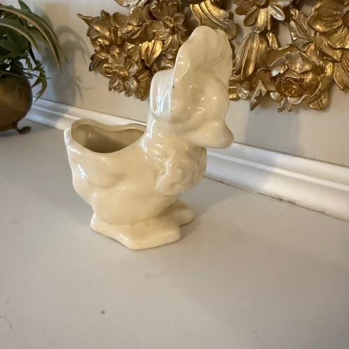 Statuina cofano stravagante
