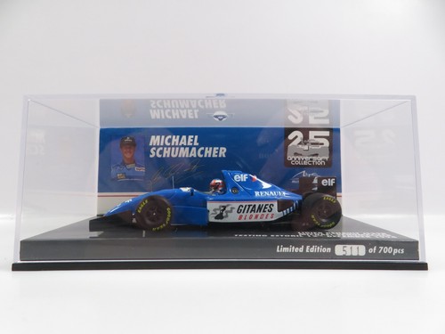 Minichamps 517944399 - 1:43,