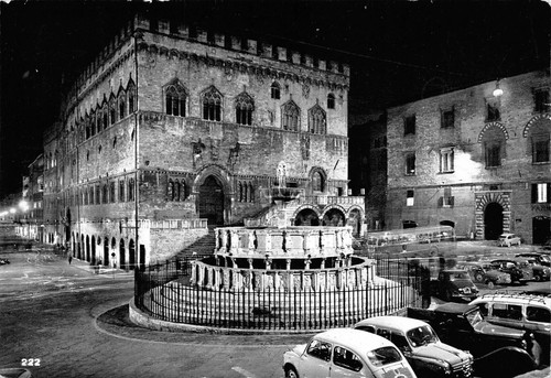 1988 cartolina perugia piazza - perugia,