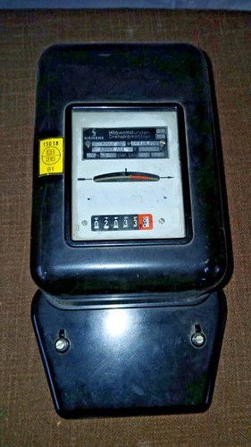 Vecchio contatore trifase - vecchio,