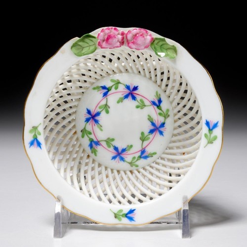 Herend 7376 hand painted - hand,