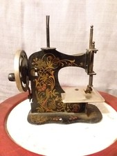 Macchina da cucire giocattolo