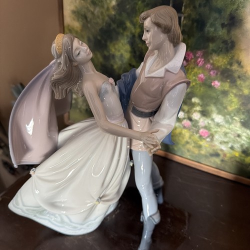 Lladro 6364 dream come - #6364,
