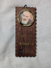 SOUVENIR PADRE PIO PROTEGGI QUESTA CASA LEGNO DA APPENDERE VINTAGE