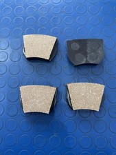 SERIE PASTIGLIE  FORD CAPRI CONSUL DAIMLER SP250 ASTON MARTIN DB 4