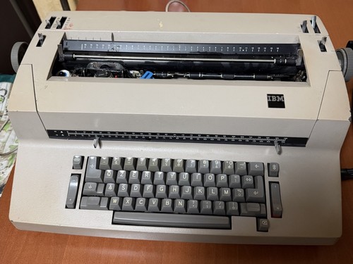 Macchina scrivere elettrico - scrivere,