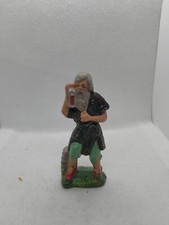 Statuina presepe in Bachelite/celluloide  made in italy anni 40/50 circa 10 cm