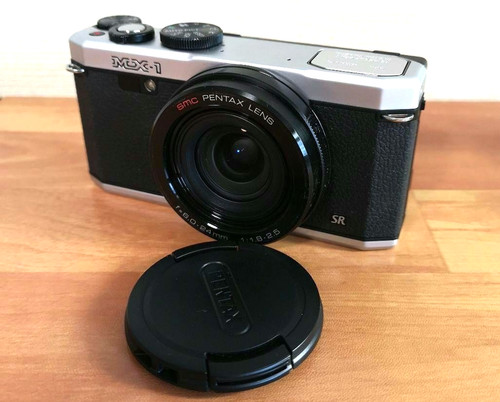 Fotocamera compatta digitale