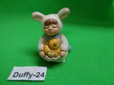 Coniglietto bambino con