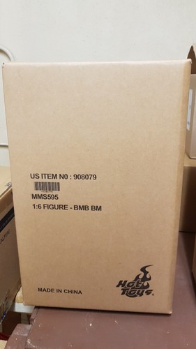 Hot toys mms595 batman - toys, begins