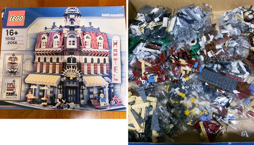 Lego cafe corner - cafe,