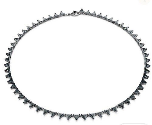 Collana taglio triangolo