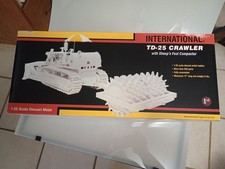 Cingolato 1/25 White