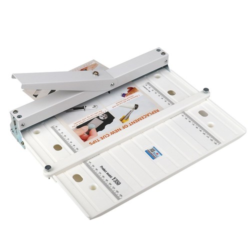 Piegatrice manuale per carta