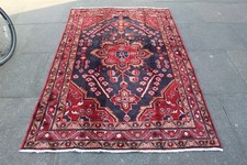Tappeto grande vintage fatto a