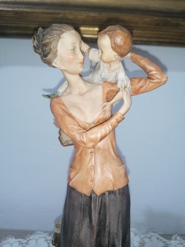 Statuina maternità g - maternità,