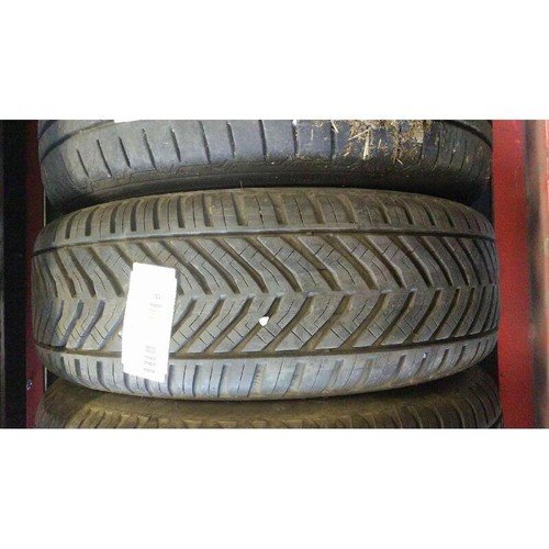 Pneumatico gomme quattro - pneumatico,