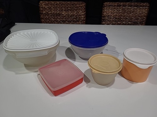 Collection tupperware - collection, of