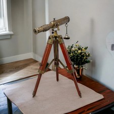 Antico telescopio nautico in