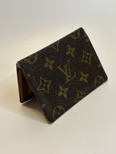 LOUIS VUITTON (LV) ($350)
