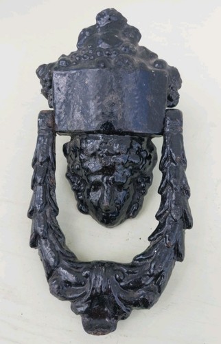 Antica maniglia battente