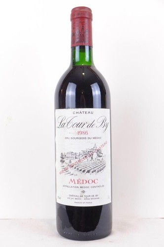 Médoc château tour by - château,