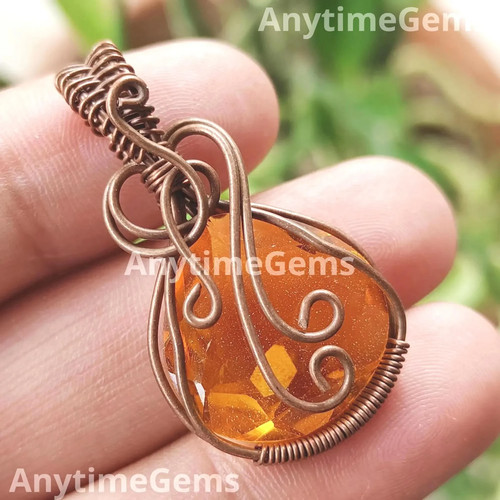 Collana con ciondolo pietra