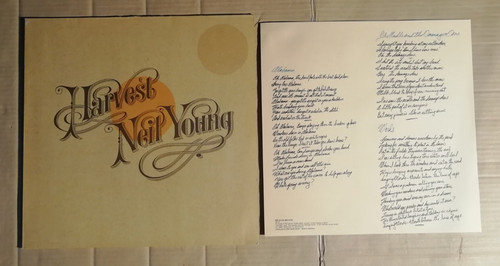 Neil young harvest lp - young,
