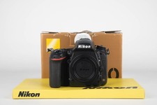 Nikon D750  + 2 ANNI DI