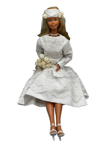 Lotto una bambola barbie - lotto,