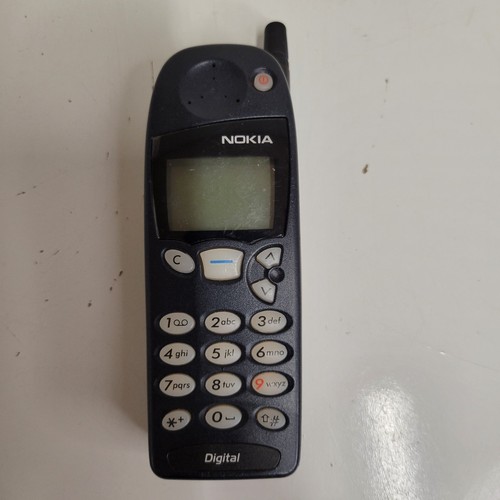 Nokia 5190 telefono vintage