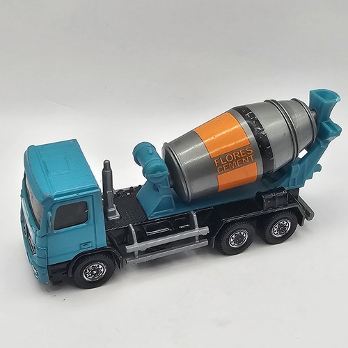 Matchbox 2008 mercedes actros - mercedes,