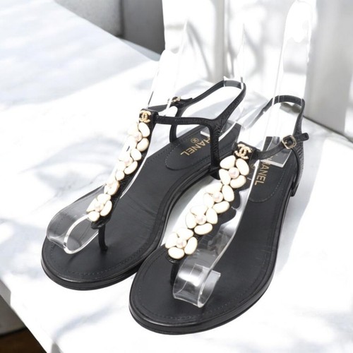 Chanel sandals size 35c thong - sandals,
