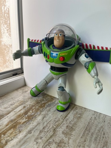 Buzz lightyear giocattolo - buzz, lightyear,