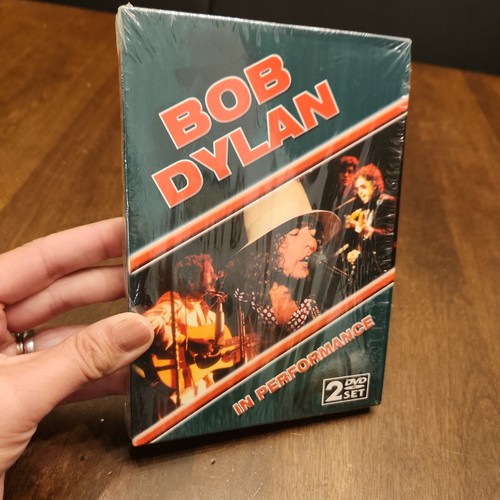 Bob dylan performance - dylan, in