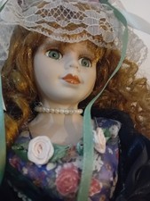 Bambola in Porcellana da