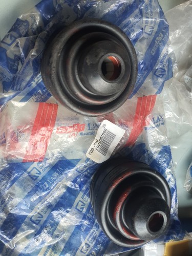 Pee semi axle headphones - semi-axle,