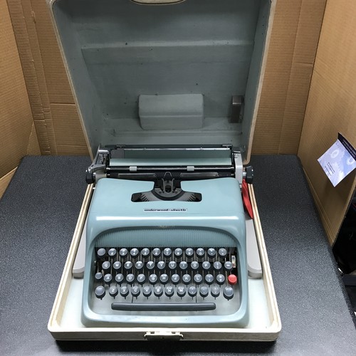 Vintage olivetti underwood - olivetti,